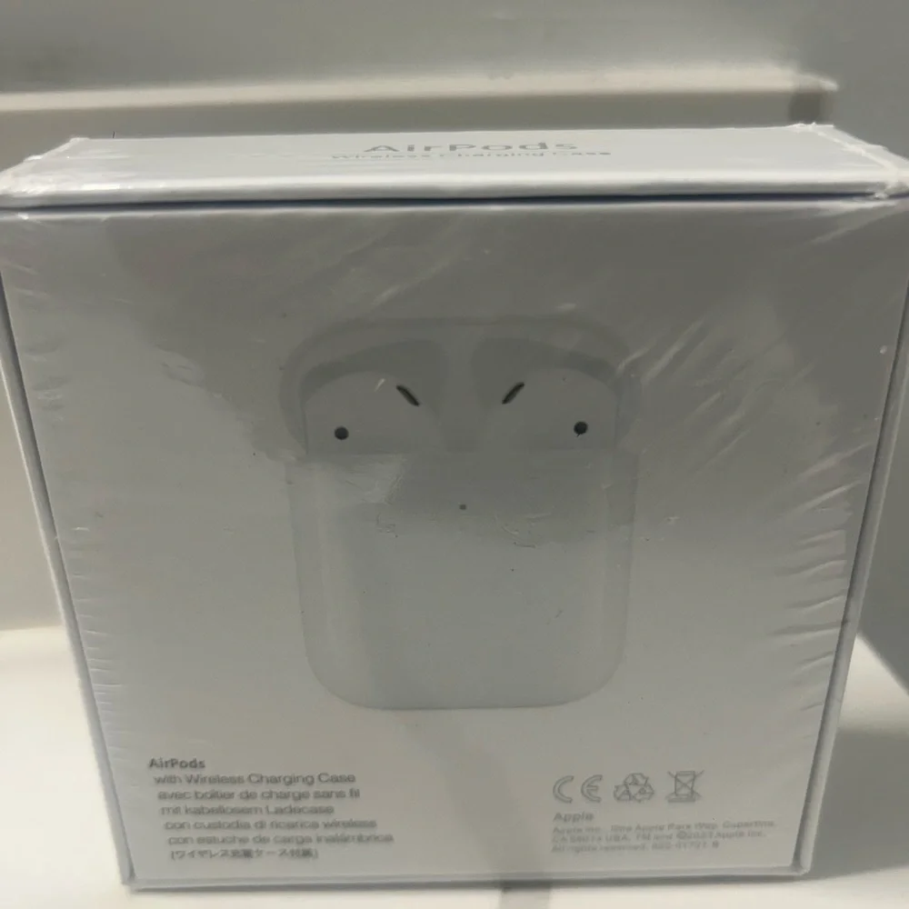 Premium White Wireless Earbuds